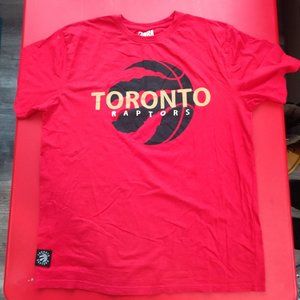 NBA Toronto Raptors red T-shirt men's size L